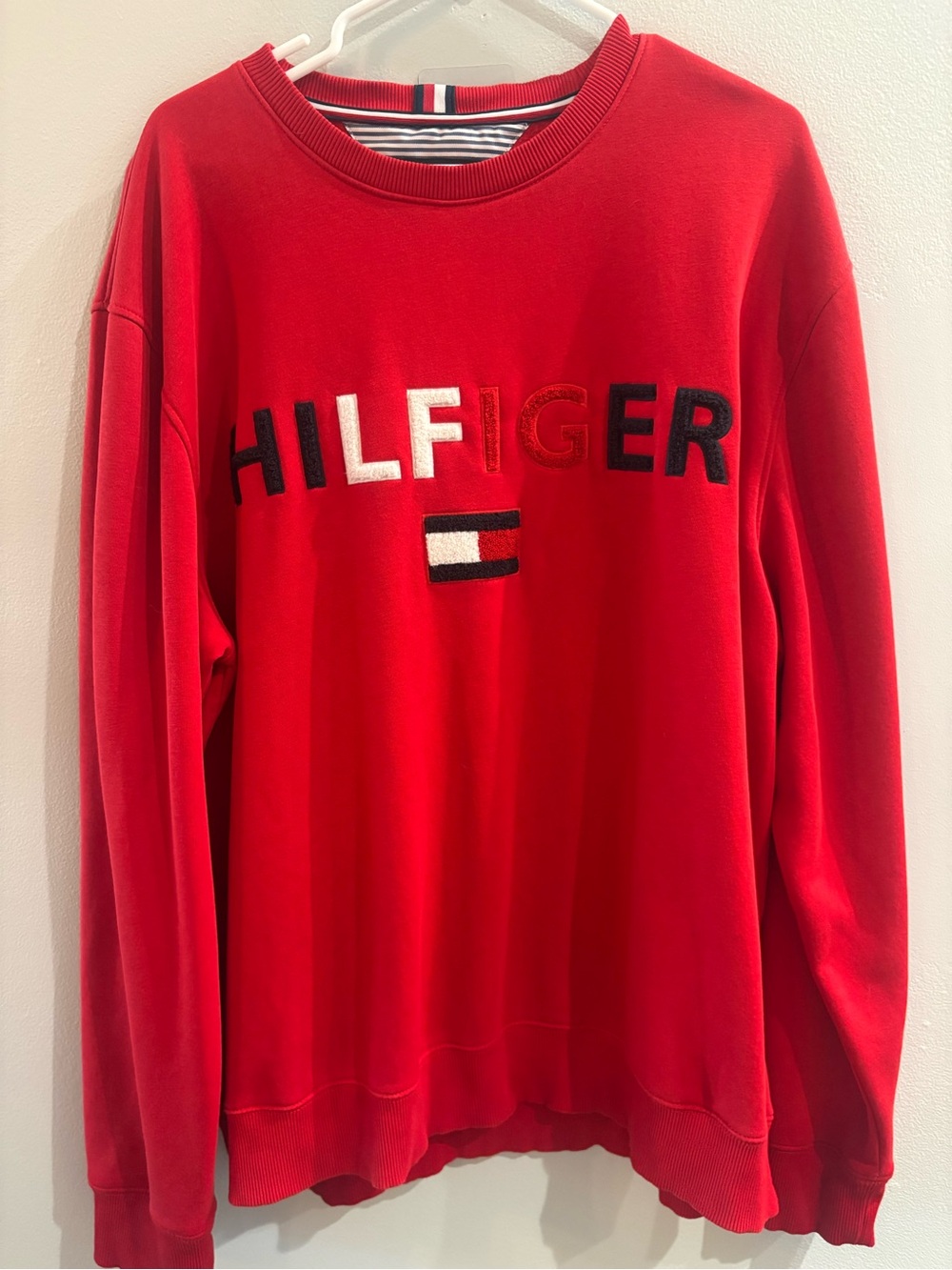 Tommy Hilfiger Red Crewneck Sweatshirt with Embroidered Logo Size XXL